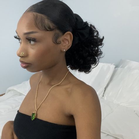 No Part Slick Back Ponytail, Natural Hair Styles Black Women, Slicked Back Bun, Slicked Back Hairstyles, Greasy Hair, Hairstyles Trendy, Slick Back, Hairdos For Curly Hair, Natural Curls Hairstyles