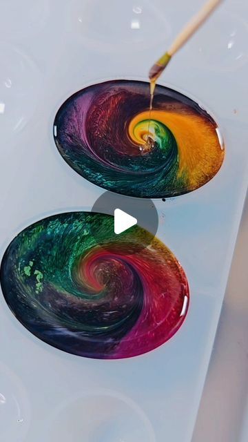 Earrings Handmade Resin, Resin Earrings Diy, Resin Jewelry Ideas, Uv Resin Jewelry, Alcohol Ink Jewelry, Using Alcohol Inks, Epoxy Resin Diy, Resin Jewelry Diy, Making Jewellery