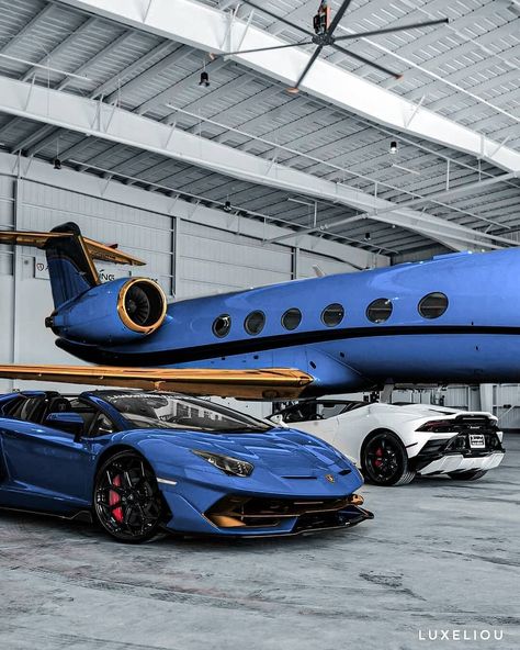 Cars, Estates and Lifestyle ♚ on Instagram: “Billionaire set 🔥🥂 Edit: @luxeliou Credit: @lambopalmbeach ________________ #dopecars #superexoticscars #supercarsbuzz #worldscoolestcars…” Luxury Helicopter Billionaire Lifestyle, Airplane Hangar, Famous Lifestyle, Luxury Jets, Billionaire Luxury, Luxury Private Jets, Private Plane, Private Jets, Airplane Travel