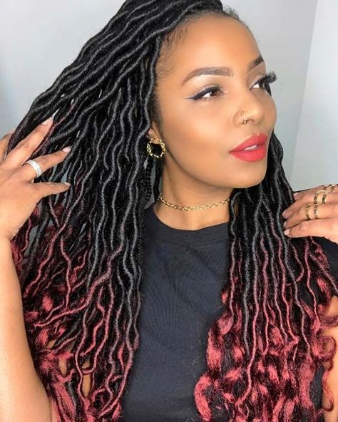 Ombre Red Goddess faux locs crochet hair, fashion hairstyle for black women, pre-looped and pre-twisted, lightweight, making amazing looking in the spring. Long Lace Front Wigs, Afro Locs, Curly Faux Locs, Wigs Glueless, Wigs Synthetic, Braided Wigs, Twist Braid Hairstyles, Hair Color Shades, Wavy Wig