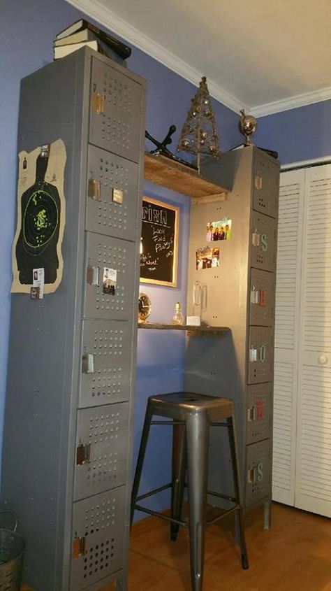 Locker Repurpose Ideas, Diy Home Gym Basement, Locker Ideas For Home, Locker Upcycle, Teenage Playroom, Locker Decorations Diy, Locker Desk, Locker Bedroom, Industrial Lockers