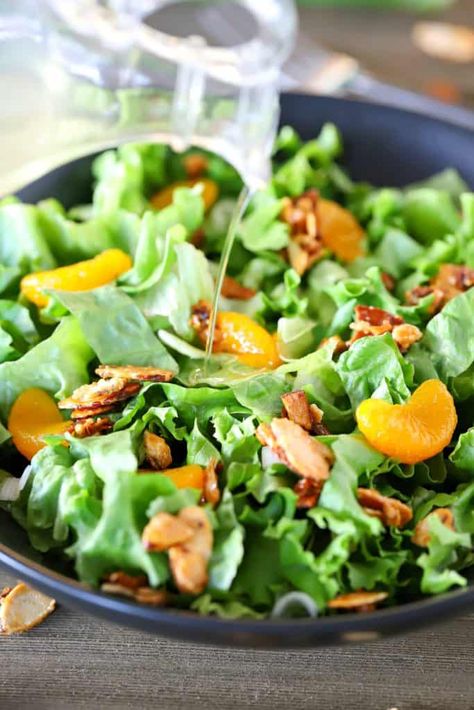 Recipes With Mandarin Oranges, Mandarine Recipes, Mandarin Salad, Orange Salad Recipes, Almond Salad, Mandarin Orange Salad, Resep Salad, Orange Salad, Refreshing Salad