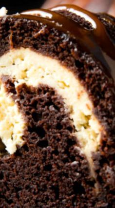 Chocolate Cream Cheese Bundt Cake, Bunt Cake Recipe, Cream Cheese Bundt Cake, Bundt Recipes, Easy Bundt Cake, Chocolate Bundt, Chocolate Bundt Cake, Chocolate Cream Cheese, Pound Cakes