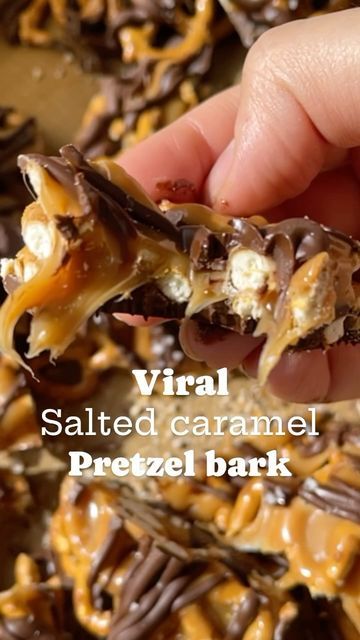 Salted Caramel Pretzel Bark, Caramel Pretzel Bark, Crunchy Caramel, Pretzel Bark, Salted Caramel Pretzels, Christmas Cookie Box, Soft Caramel, Homemade Candies, Lazy Girl