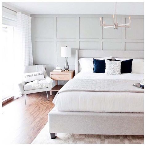 Light grey bedroom wall wainscoting Light Gray Bedroom, Wainscoting Ideas, Gray Bedroom Walls, Dining Room Wainscoting, Wainscoting Styles, Accent Wall Bedroom, Grey Bedroom, Wall Bedroom, Up House