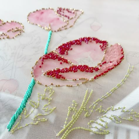 Lesage Embroidery, Embroidery And Painting, Surface Ornamentation, Haute Couture Embroidery, Tambour Beading, Embroidery Patterns Flowers, Amazing Embroidery, Embroidery Online, Hand Beaded Embroidery