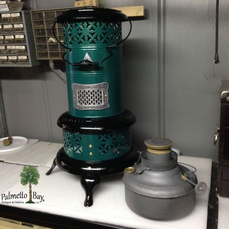 Vintage Perfection 530 Kerosene Heater Green and Black | eBay Antique Oil Heater Repurposed, Repurposed Kerosene Heater, Used Oil Heater Diy, Parlor Stove Antique, Antique Kerosene Heater, Oil Stove, Stove Decor, Kerosene Heater, Parlour Stove