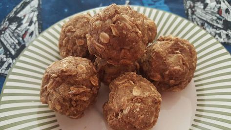 Oatmeal Cookie Balls (FTDI) MooMoo Jackson Style Ftdi Recipes, Cookie Balls, Pancake Calories, Cookie Ball, Oatmeal Cookie, Breaded Chicken, Family Recipe, Energy Bites, Mashed Sweet Potatoes