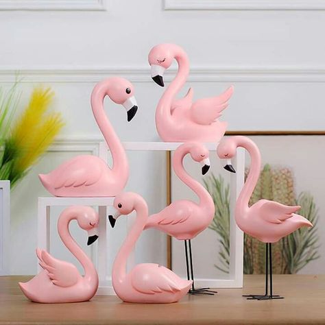 Flamingo Themed Party, Flamingo Craft, Animal Home Decor, Flamingo Cake, Flamingo Birthday Party, Flamingo Theme, Animal Home, Fondant Animals, Flamingo Decor