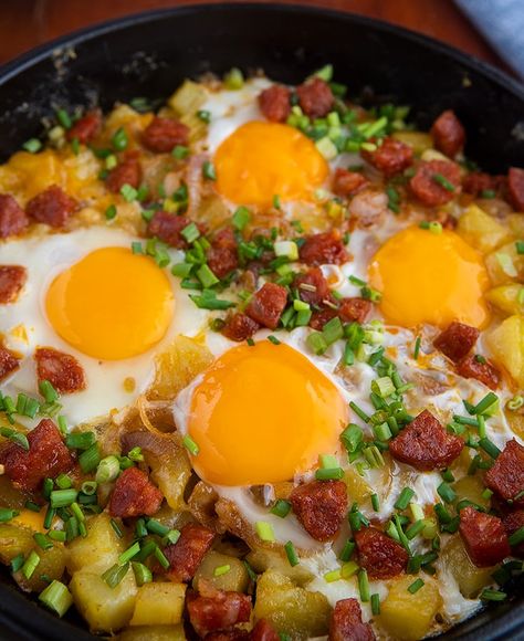 Eggs Potatoes and Chorizo Breakfast Skillet Recipe |Grantourismo Travels Mexican Eggs And Potatoes, Country Skillet Breakfast, Chorizo Recipes Breakfast, Cowboy Breakfast Skillet, Potatoes And Chorizo, Country Skillet, Skillet Breakfast, Mexican Eggs, Breakfast Skillet Recipes