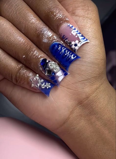 Blue Duck Nails, Lashes Ideas, Nail Inspo Pics, Cutesy Nails, Nail Ideas Designs, Claws Nails, Heath Tips, Nails Styles, 8th Grade Dance