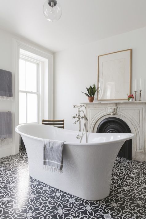 Brooklyn master bath in a townhouse remodel by Elizabeth Roberts/Ensemble Architecture | Remodelista Spa Bathrooms, Best Bathroom Designs, Spa Like Bathroom, Bathroom Goals, Bathroom Spa, Bath Tub, Traditional Bathroom, Free Standing Bath Tub, Free Standing Tub