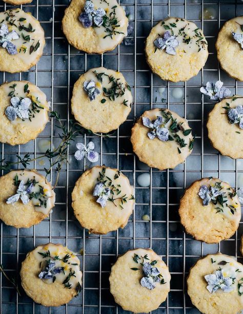 Polenta Cookies with Thyme and Candied Violets - Brooklyn Supper Thyme Cookies, Candied Violets, Eating Flowers, Cottagecore Food, Leftover Dough, Sugar Cookie Icing, Buttery Cookies, Pretty Cookies, Cookie Icing