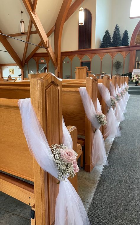 Church Isles Decoration, Wedding Ceremony Ideas Indoor Aisle Decorations, Simple Chapel Wedding Decor, Pew Decorations Wedding Church, Church Wedding Altar Decorations, Flowers For Church Wedding, Simple Church Wedding Decorations Aisle, Quinceanera Church Decorations, Church Wedding Decorations Aisle Altars