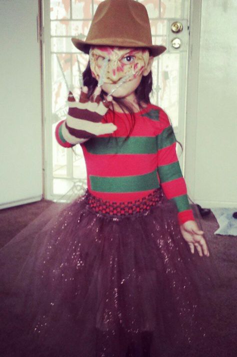 Freddy Krueger Best Kids Costumes, Halloween 2018, Freddy Krueger, Halloween 2020, Halloween Spirit, Kids Halloween, Halloween Kids, Kids Costumes, Halloween Ideas