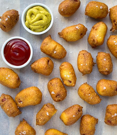 Gluten Free Blondie: Recipe + Giveaway: Gluten Free Corn Dog Nuggets from Silvana's Gluten-Free and Dairy-Free Kitchen Gluten Free Corn Dogs Recipe, Corn Dog Nuggets, Gluten Free Corn Dogs, Mini Corn Dogs, Corndog Recipe, Corn Dog, Blondies Recipe, Gluten Free Living, Gluten Free Treats