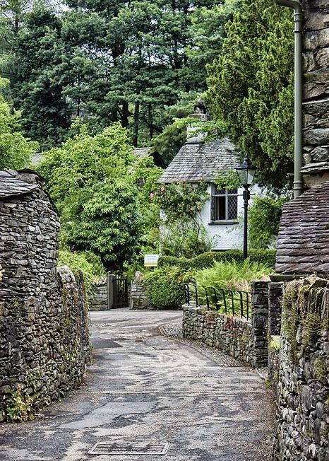 Dorothy Wordsworth, Quaint Homes, Lyme Park, William Wordsworth, British Country, Cottage Exterior, English Cottage Garden, British Countryside, Stone Cottage