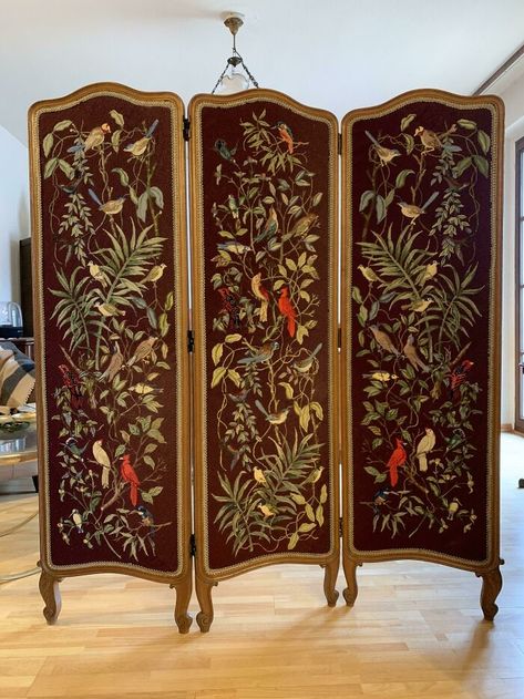 A 1920s Belgian Embroidery Folding Screen Orange Door, Terracotta Warriors, Garage Sale Finds, Living Place, Old Lamps, Antique Collectors, Decorative Screens, Metal Detecting, Folding Screen