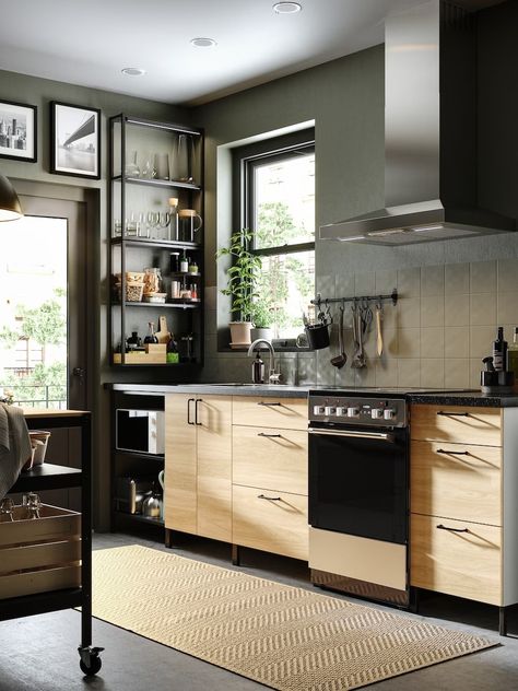 Shop Kitchen Systems - Modular & Mini Kitchen Options - IKEA Ikea Metod Kitchen, Metal Cabinets, Ikea Website, Kitchen Refresh, First Kitchen, Mini Kitchen, Kitchen Doors, Ikea Kitchen, Drawer Fronts