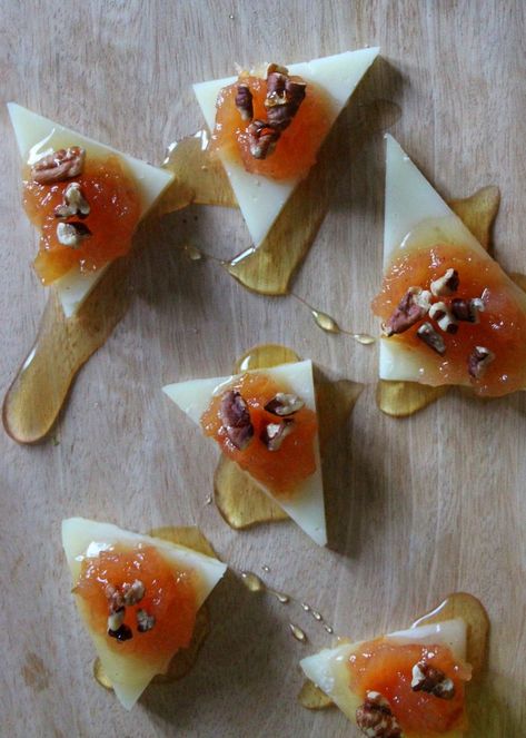 Event Food Ideas Appetizers, Tapas Style Wedding, Manchego Appetizer, Hosting Dinner Recipes, Manchego Cheese Recipes, Cocktail Snacks, Quince Jam, Spanish Cheese, Manchego Cheese