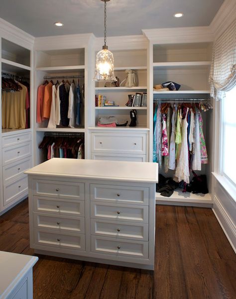 East End Country KItchens - love all the drawers Small Master Closet, A Walk In Closet, Master Closet Design, Master Closet Organization, Closet Island, Organized Closet, Walking Closet, White Closet, Dream Closet Design