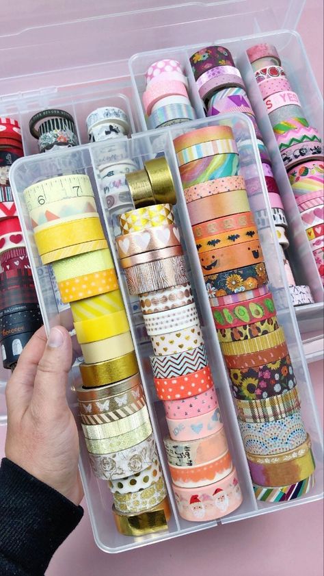 How To Store Washi Tape Storage Ideas, Washi Tape Organization, Diy Washi Tape Storage, Washi Storage, Washi Tape Storage, Thread Rack, Center Organization, Creative Desk, Tape Organizer