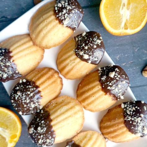 Orange Madeleines, Madeline Cookies Recipe, Madeline Cookies, Madeleine Recipe, Delicious Christmas Desserts, Orange Extract, Madeleine Cookie, Orange Cookies, Christmas Activity