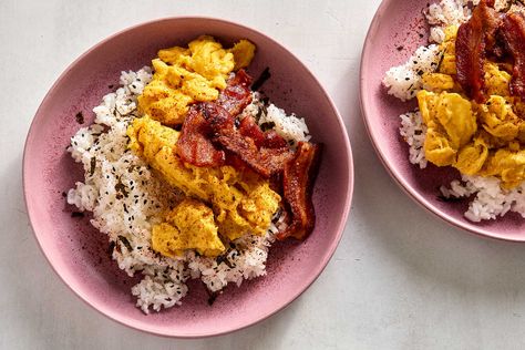 Bacon and Egg Don Recipe Japanese Rice Bowl, Rice Dinner, Ras El Hanout, Seasoned Rice, Japanese Rice, Nyt Cooking, Weeknight Dinner Recipe, Rice Wine, Bacon Egg