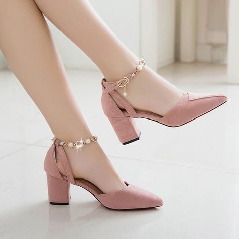 Girly Shoes High Heels, Shoes For Girls Stylish, Elegant Shoes Heels, Gaun Koktail, Sole Sisters, Pretty Sandals, Ladies Footwear, Fashion Shoes Heels, Shoes Heels Classy