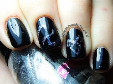 Rune Nails, Bone Nails, Cassandra Clare Books, Super Cute Nails, Shadow And Bone, The Infernal Devices, Cassandra Clare, Shadow Hunters, I Love Reading