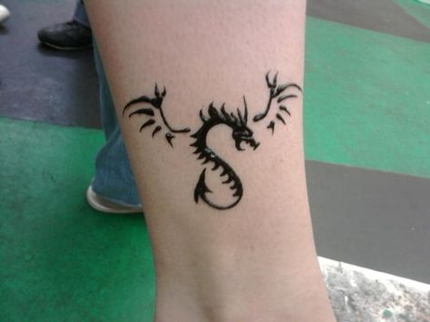 Henna Designs Kids, Animal Henna Designs, Henna Kids, Henna For Boys, Dragon Henna, Henna Animals, Hanna Tattoo, Cool Henna, Henna Tutorial