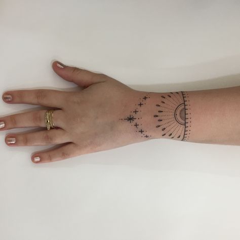 Dot Wrist Tattoo, Left Right Hand Tattoo, Women Wrist Tattoos Ideas, Sun Wrist Tattoo, Tat Placement, Unalome Tattoos, Wrist Tattoos Girls, Wrist Henna, Whimsical Tattoos