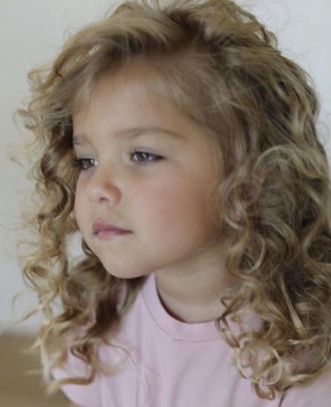 Girls Haircut Curly Hair Kids, Oakley Fisher, Fish Fam, Character Descriptions, Fisher Family, Toddler Haircuts, Blonde Kids, Blonde Babies, Kids Curly Hairstyles