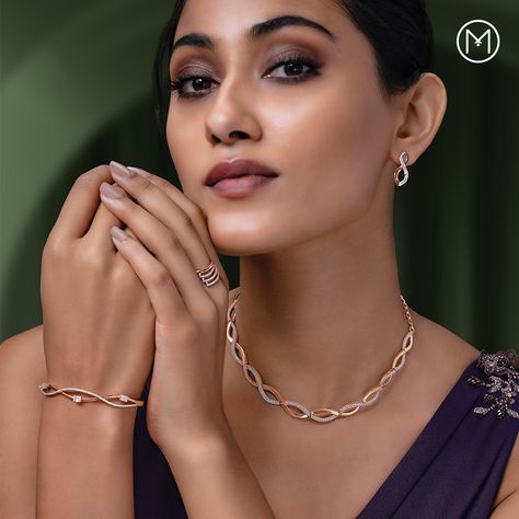 An intricately designed 18K rose gold jewellery designed for the chic look. Explore our stunning collection by visiting your nearest Malabar Gold & Diamonds store. #MalabarGoldandDiamonds #CaliestaCollection Malabar Gold Jewellery Necklaces, Malabar Gold Jewellery, Rose Gold Jewellery, Jewellery Necklaces, Gold Jewellery Design Necklaces, Jewelry Design Necklace, Rose Gold Jewelry, Gold Jewellery Design, Jewellery Design