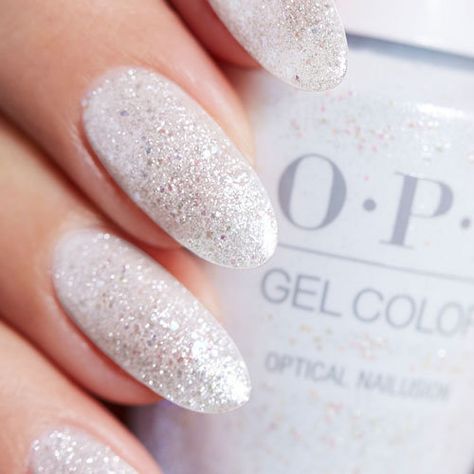 Nails Opi Gel, Nail Polish Winter, Red Sparkle Nails, Opi Gel Nail Polish, Interview Nails, Opi Gel Nails, Fall Nail Polish, Nails Opi, Glitter Gel Polish