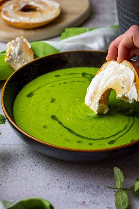 Easy Pea And Mint Soup (5-Ingredient Recipe) Pea And Mint Soup, Mint Soup, Slow Cooker Stew, Savory Scones, Pureed Soup, Instant Pot Soup Recipes, 5 Ingredient Recipes, Instant Pot Soup, Delicious Soup Recipes