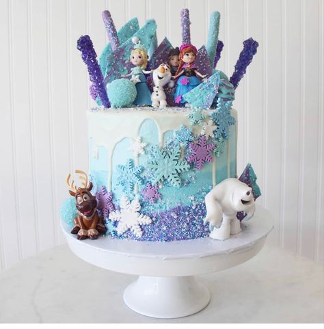 Frozen Cake Table Ideas, Frozen 2 Birthday Cake Ideas, Disney Frozen Birthday Cake, Pink Frozen Cake, Frozen 3rd Birthday Cake, Simple Frozen Theme Cake, Frozen 2 Birthday Cake, Frozen Birthday Cake Ideas, Frozen Cake Ideas