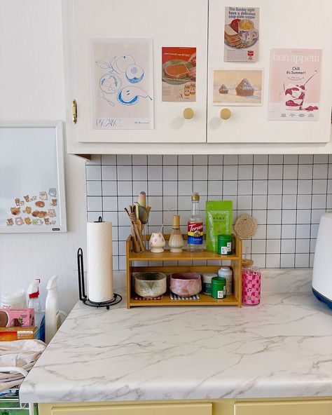 sharing my kitchen setup from my latest yt video! 💚🥦🍴 I think I’m satisfied with how it turned out! ✨I live with roommates, so instead of designing a green kitchen, I chose a pastel primary color scheme that we would all enjoy! 🩷🩵💛 anyways, I’m currently traveling! 🧳✨ I’ll most likely be less active, but I’ll definitely share some photos on my stories! 🫶🫶 hope everyone has a great week!✨ 🏷️🌿 #kitchen #kitcheninterior #kitcheninspo #kitchendecor #cozyroom #roominspo #roomdecor #aestheticro... Matcha Corner, Matcha Station, Solo Living, Tea Corner, Kitchen Setup, Kitchen Apartment, Tea Station, Dorm Inspo, Los Sims