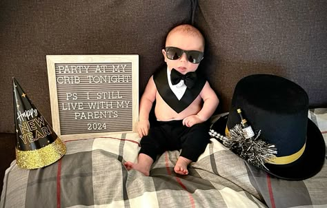 New Year’s baby photoshoot idea #babyboy #newyear2024 New Year’s Eve Baby Photo Shoot, New Years Eve Baby Photoshoot, New Year Baby Photoshoot, New Years Baby Photoshoot, New Year Photoshoot, 4 Month Baby, Baby Pictures Newborn, Happy Parents, New Year Photos