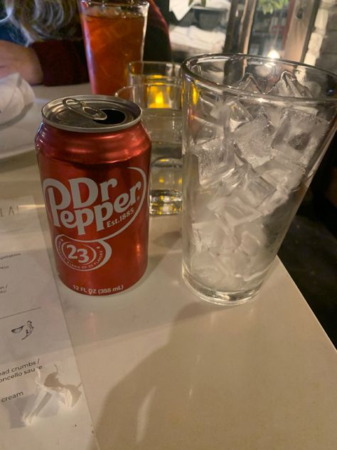 Dr Pepper Cup, Dr Pepper Aesthetic, Pepper Aesthetic, Diet Dr Pepper, Fancy Cup, Aesthetic Doctor, Ice Cup, Food Goals, Dr Pepper