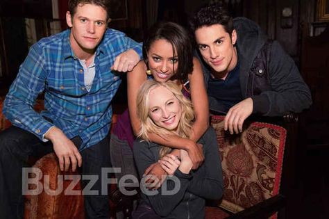 Kat Graham And Candice Accola, Candice King And Zach Roerig, Bennett Core, Zach Roerig, Biker Girl Outfits, Tvdu Cast, Katerina Graham, Vamp Diaries, Michael Trevino