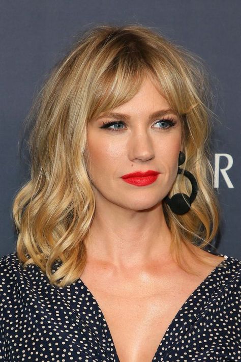 15 New Dirty Blonde Hair Color Ideas - Celebrities with Dirty Blonde Hair Dirty Blonde Hair Color Ideas, Dirty Blonde Hair, Lob Haircut, Kirsten Dunst, Long Blonde, Curtain Bangs, Red Lipstick, Hair Envy, Celebrity Hairstyles