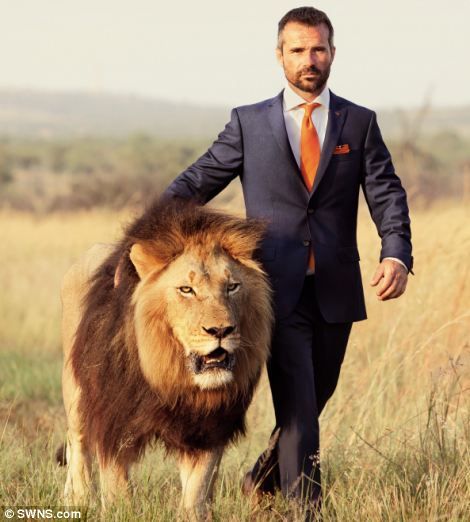 Kevin Richardson and his lion.  Don't know who I like more….. Kevin Richardson, Lion And Lioness, Zoo Keeper, Old School Style, Dangerous Animals, A Lion, Narnia, Men's Grooming, Animals Friends