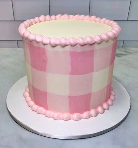 Pink Gingham Birthday Cake, Pink Gingham Cake, Gingham Birthday Cake, Gingham Cake, Plaid Cake, Fancy Baby Shower, Toddler Birthday Cakes, Picnic Baby Showers, Pink Baby Shower Cake