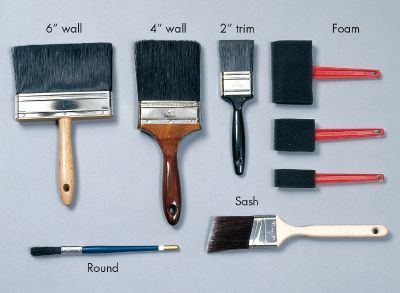 Paintbrushes - House Painting Tools | HowStuffWorks Home Painting Tools, Painting Tools For Walls, Wall Painting Tools, Tools For Painting, Wall Paint Brush, Thick Painting, Painting Hacks, Furniture Painting Tips, Cleaning Paint Brushes