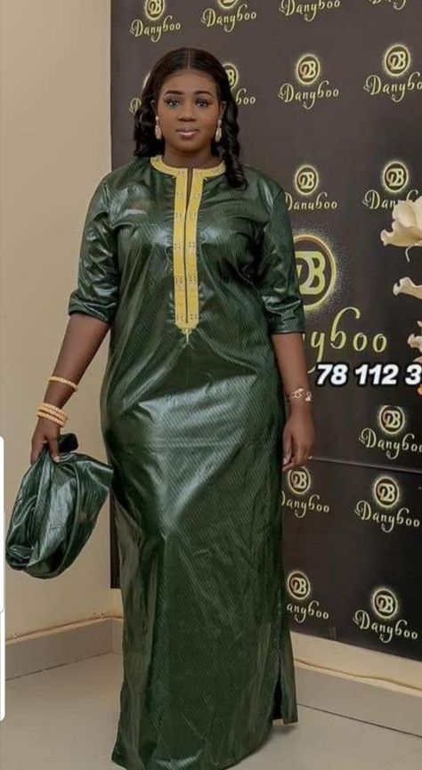 Dresses African Fashion, Floor Dress, Tall Plus Size, Traditional African Clothing, African Fabric Dress, Long African Dresses, Dresses African, African Fashion Skirts, African Dresses Modern