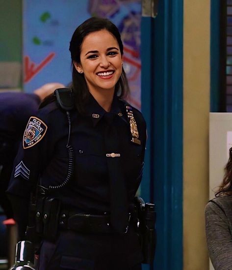 Police Officer Uniform, Police Jacket, Police Outfit, Jake And Amy, Melissa Fumero, Amy Santiago, Female Police Officers, Female Cop, Outfits Female