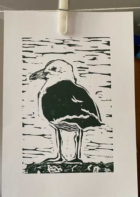 Lino Print Pattern Ideas, Seagull Linocut, Easy Lino Print Ideas, Lino Cut Ideas, Seagull Drawing, Linocut Cards, Lino Print Pattern, Linocut Pattern, Fish Project