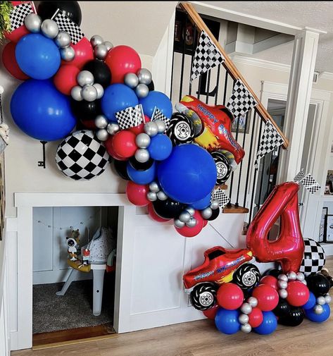 Truck Balloon Decorations, Hot Wheels Balloon Decor, Monster Truck Birthday Balloons, Monster Truck Balloon Bouquet, Hot Wheels Balloons, Monster Truck Balloon Arch, Monster Truck Balloons, Monster Jam Balloon Garland, Monster Truck Balloon Garland