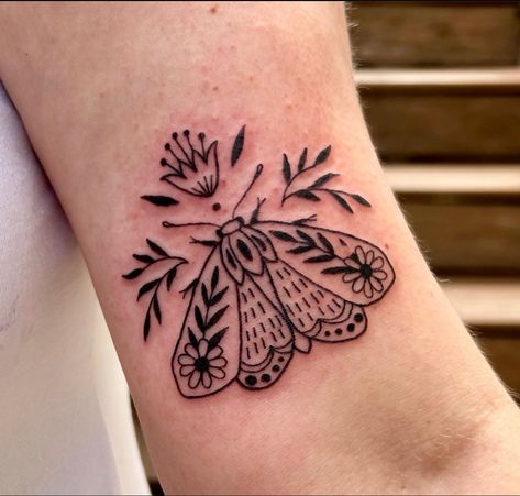 Folk Moth Tattoo, Folk Art Moth Tattoo, Mismatched Tattoos, Flower Moth Tattoo, Folk Floral Tattoo, Pop Of Color Tattoo, Folky Tattoos, Folk Style Tattoo, Folk Art Tattoo Black